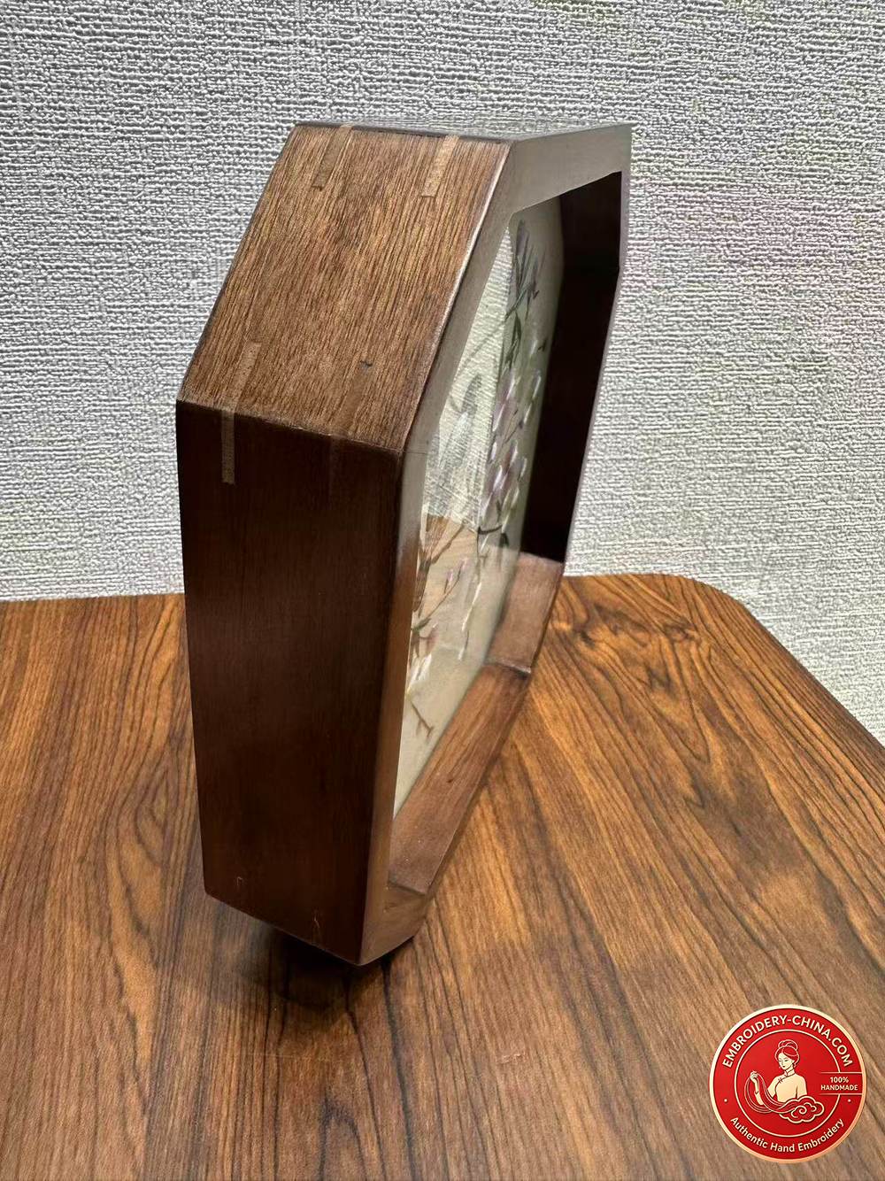 Double-sided Embroidery Ornament - Premium Flower and Bird Painting Handmade Embroidery with Walnut Frame, 21cm Diameter (In Stock)